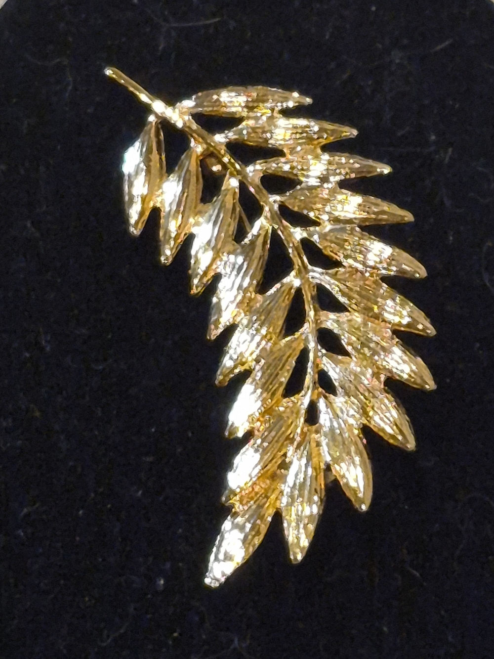 Vintage Art Mode Gold-Plated Fern Leaf Spray Brooch Pin 3.5"